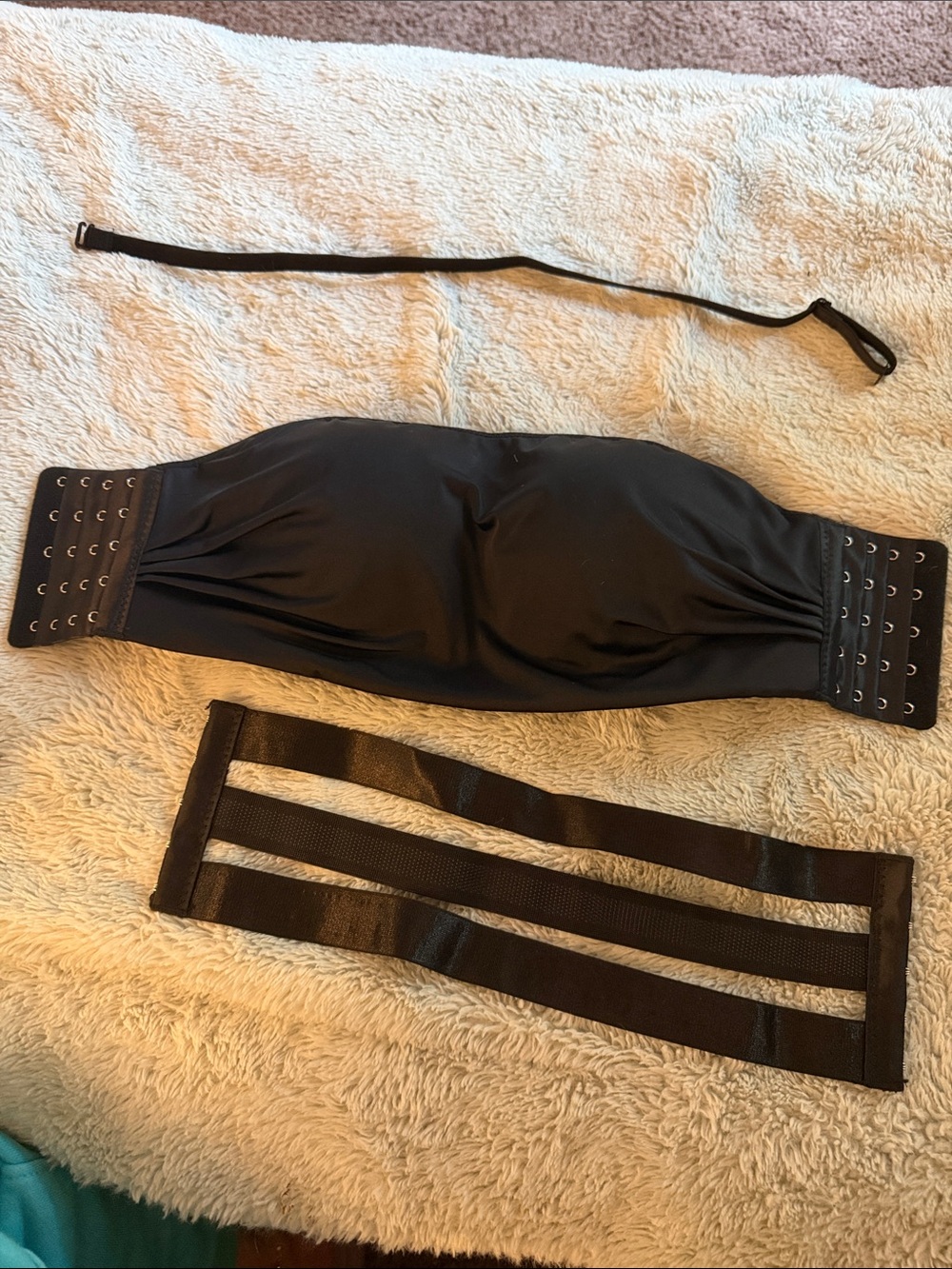 SHEIN Black Strapless Bandeau with Hook-Back Closure